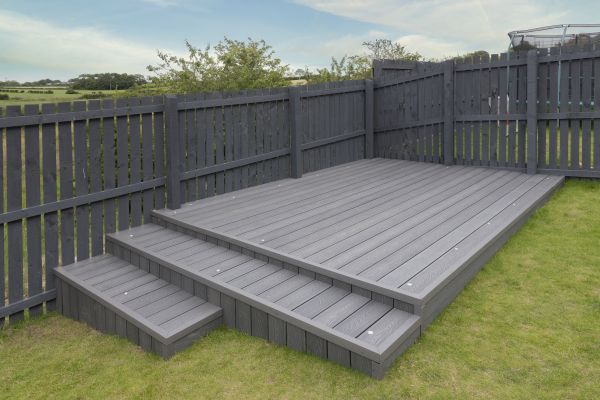 Vinyl Deck Construction in Woodstock